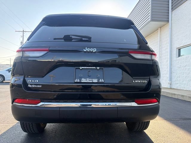Used 2023 Jeep Grand Cherokee Limited AWD/4WD image 4