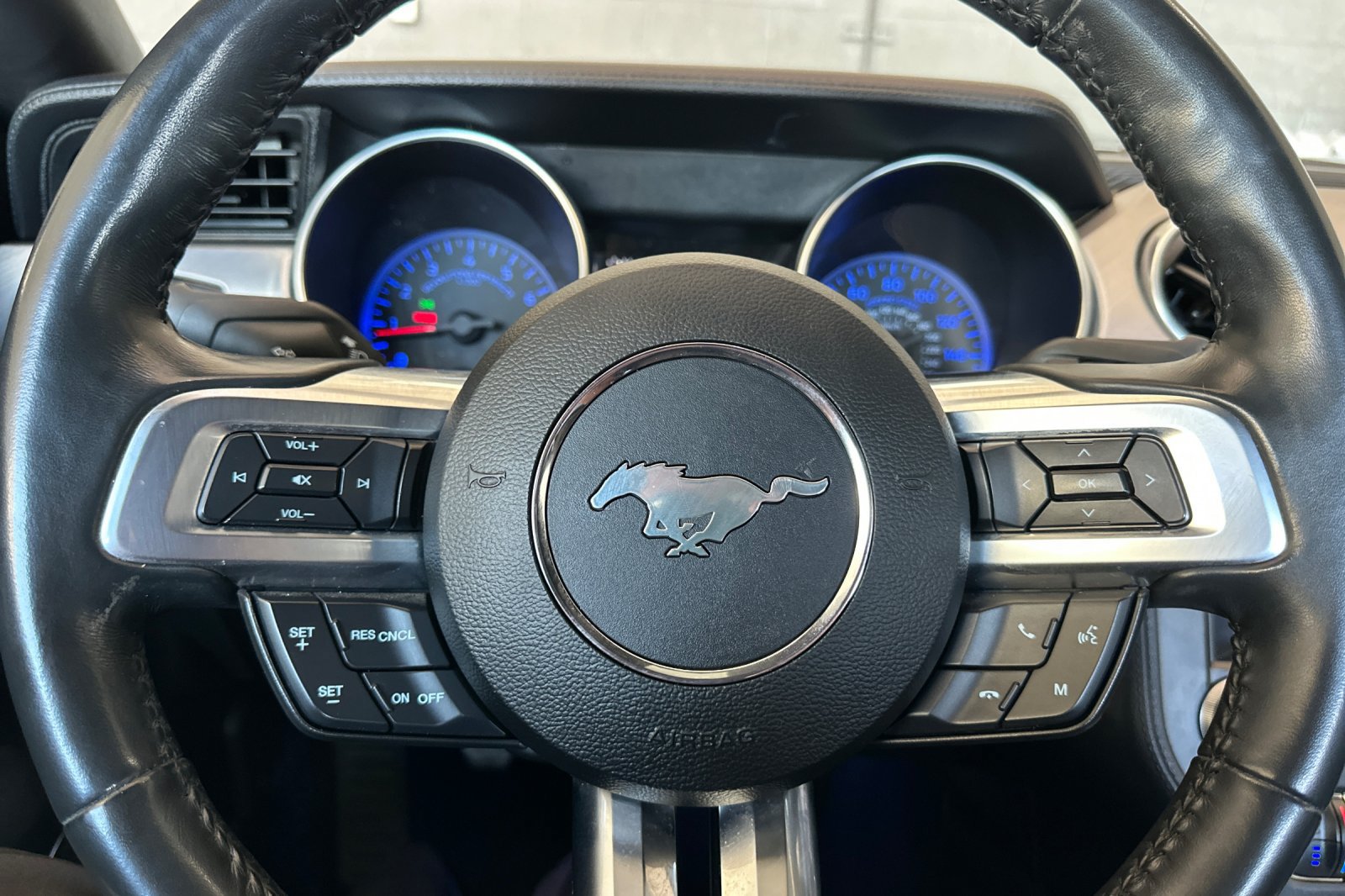 Certified 2020 Ford Mustang GT Premium RWD image 23
