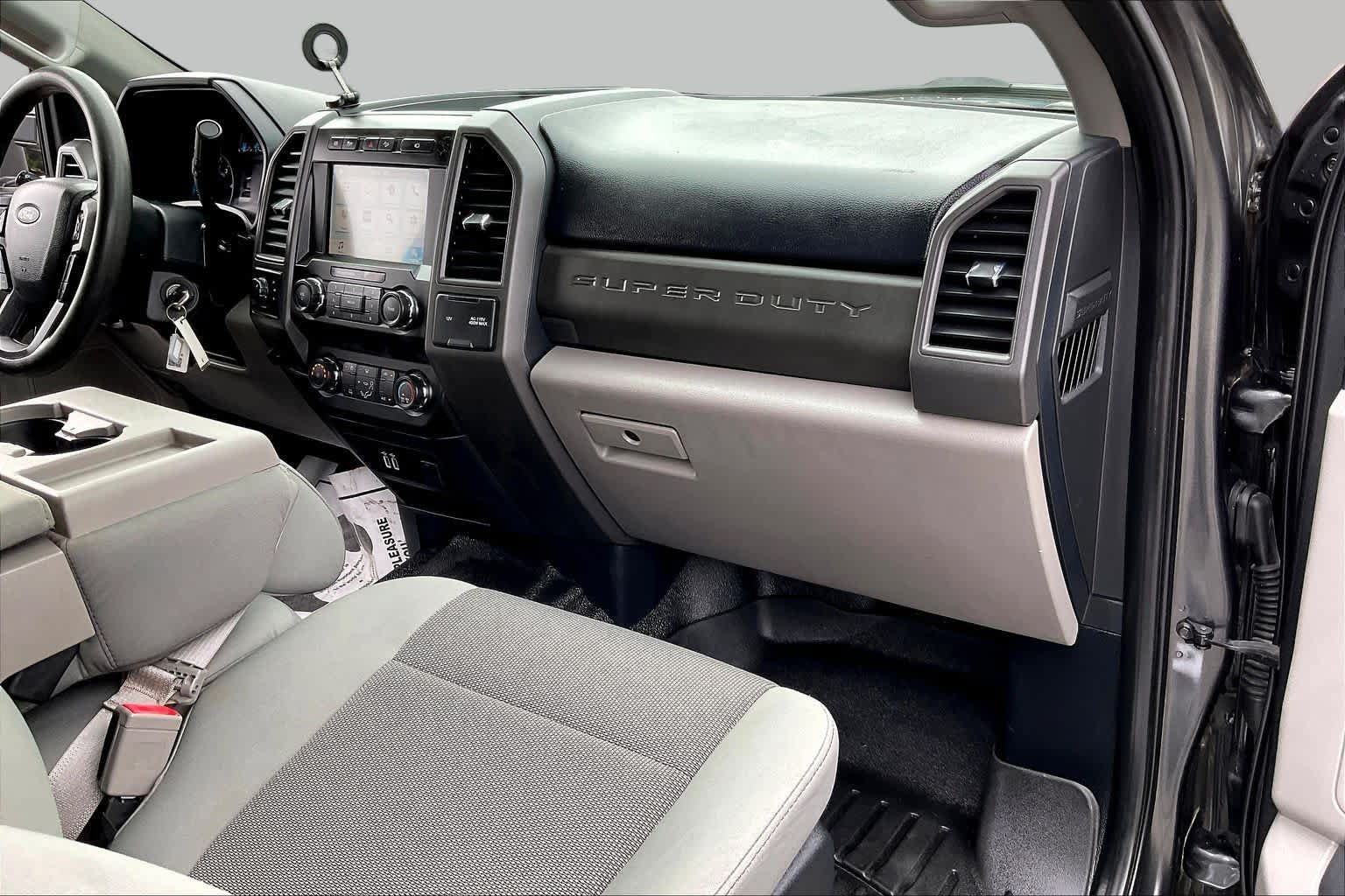 Certified 2019 Ford F250 XL w/ STX Appearance Package AWD/4WD image 17
