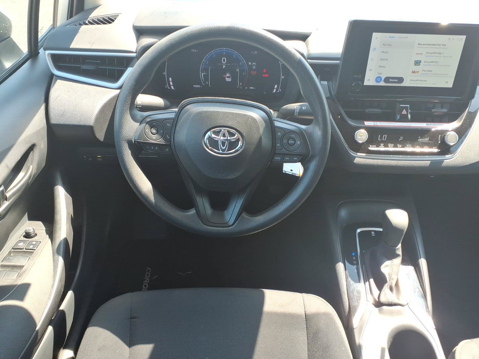 Used 2026 Toyota Corolla LE FWD image 5