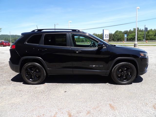 Used 2021 Jeep Cherokee Latitude Plus AWD/4WD image 5