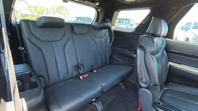 Used 2023 Hyundai Palisade Calligraphy FWD image 14