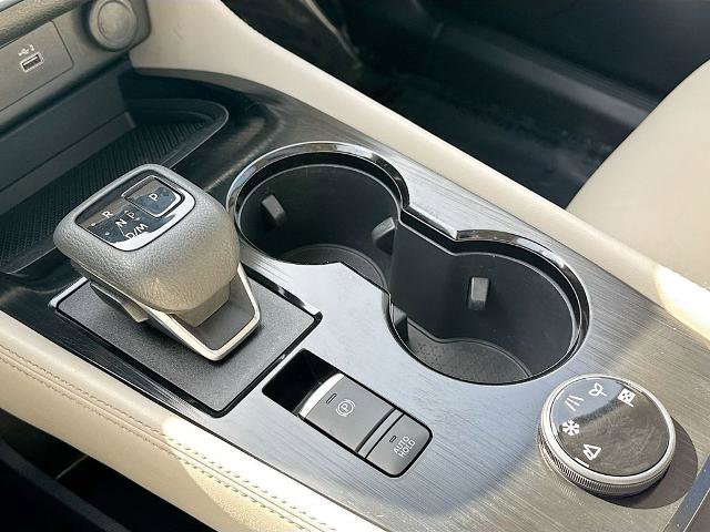 Used 2023 Nissan Rogue SL w/ SL Premium Package image 15