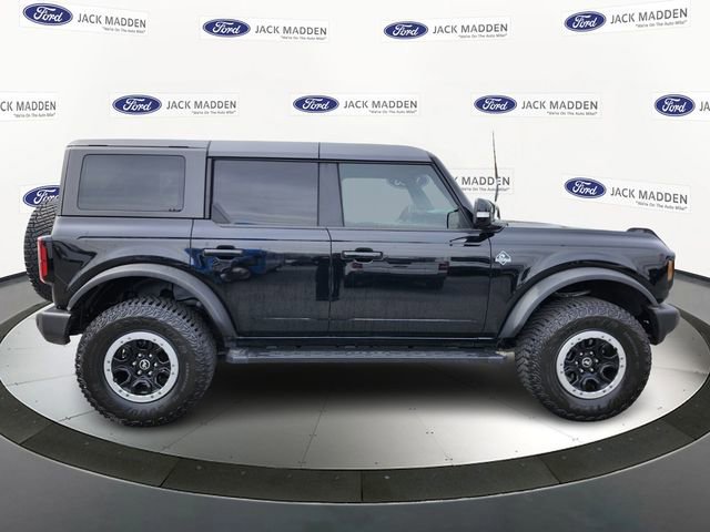 Certified 2023 Ford Bronco Outer Banks w/ Sasquatch Package AWD/4WD image 2
