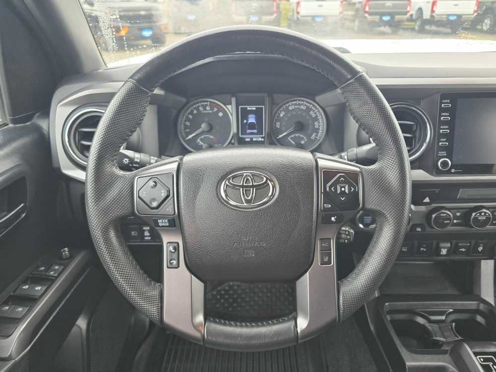 Used 2021 Toyota Tacoma TRD Off-Road w/ Technology Package image 11