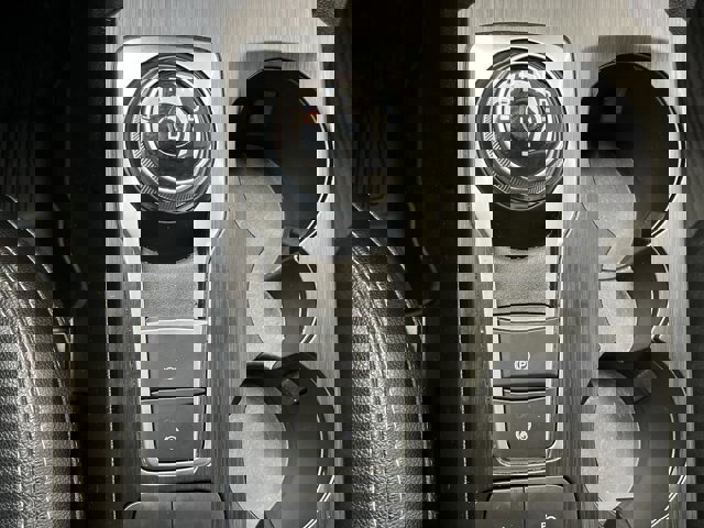 Certified 2022 Ford Escape Titanium w/ Titanium Elite Package image 25