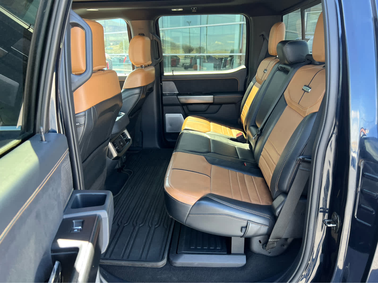 Certified 2023 Ford F350 Platinum AWD/4WD image 28