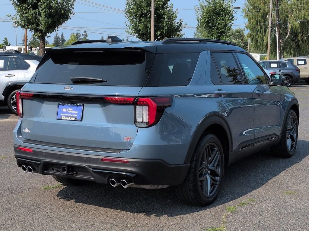 Certified 2025 Ford Explorer ST AWD/4WD image 5