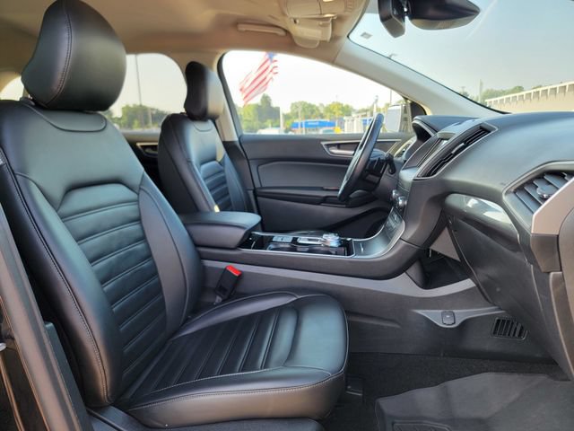 Certified 2019 Ford Edge SEL w/ Equipment Group 201A AWD/4WD image 24