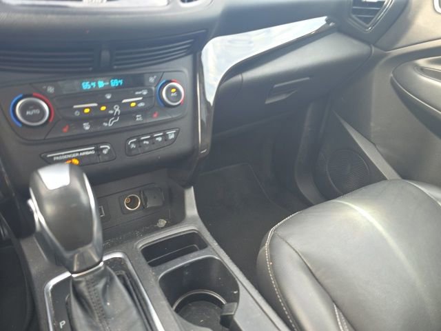 Certified 2018 Ford Escape Titanium w/ Ford Safe & Smart Package FWD image 14