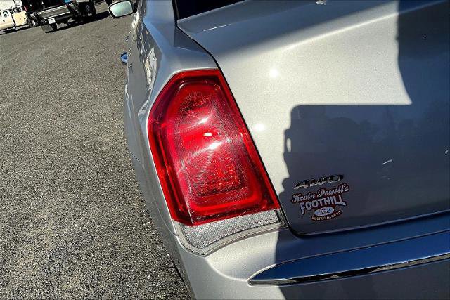 Used 2019 Chrysler 300 Limited image 32