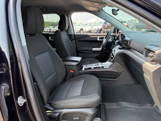 Certified 2024 Ford Explorer XLT w/ Class IV Trailer Tow Package AWD/4WD image 11
