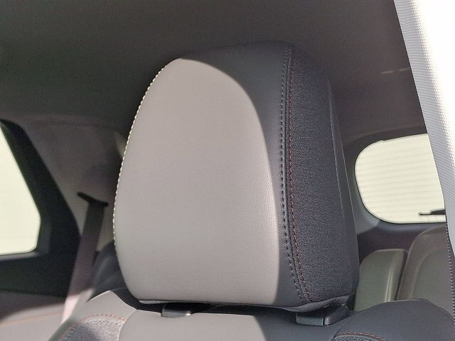 Certified 2025 Ford Explorer Active w/ Active Comfort Package AWD/4WD image 21