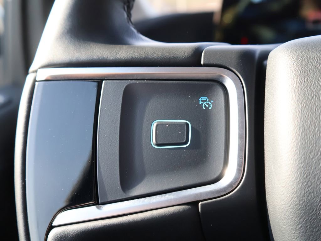 Certified 2025 Ford Expedition Platinum image 28