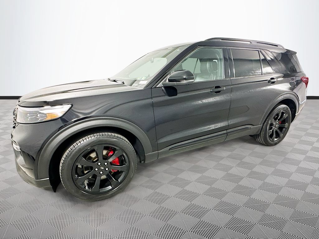 Certified 2023 Ford Explorer ST w/ Equipment Group 401A AWD/4WD image 4