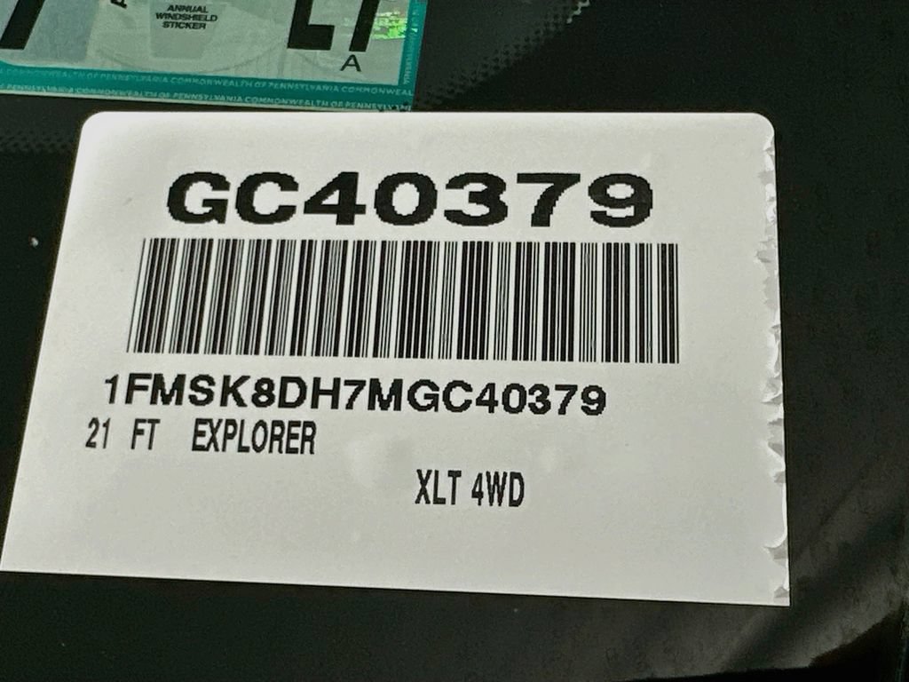 Certified 2021 Ford Explorer XLT AWD/4WD image 22