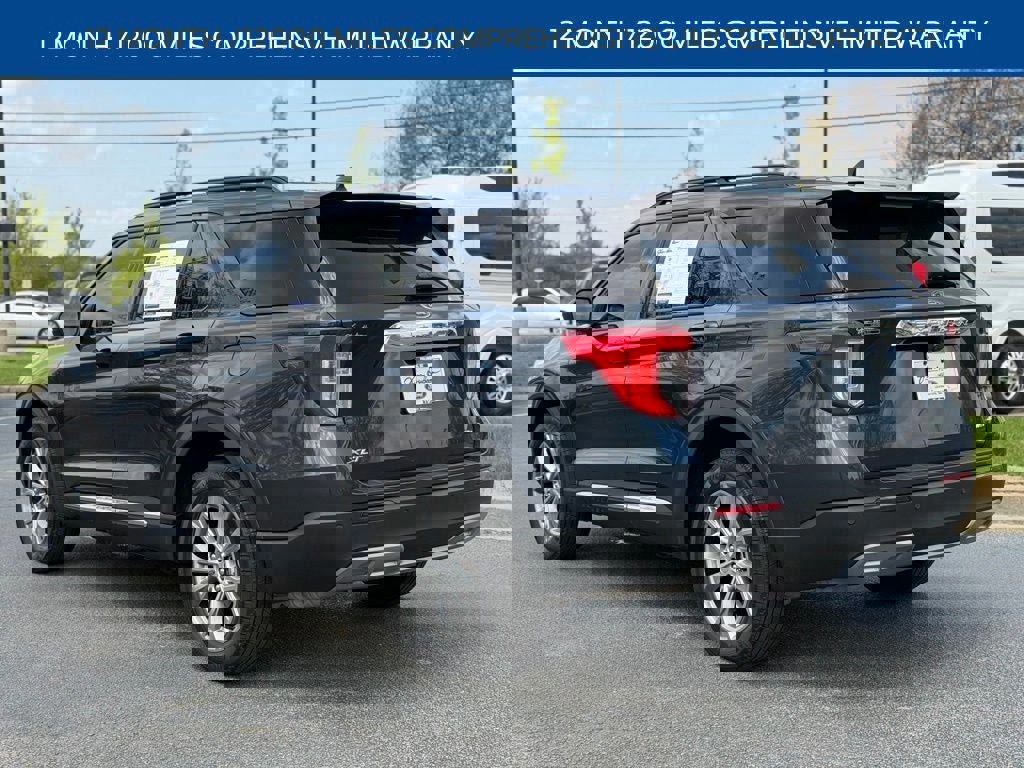 Certified 2022 Ford Explorer XLT w/ Equipment Group 202A image 5