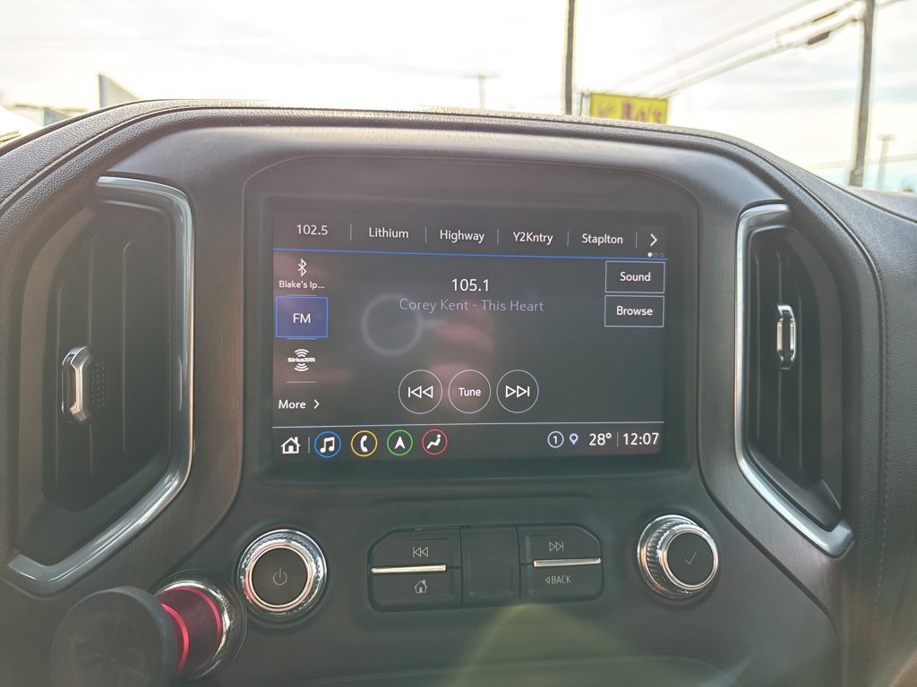 Used 2022 GMC Sierra 3500 AT4 w/ AT4 Premium Plus Package image 19