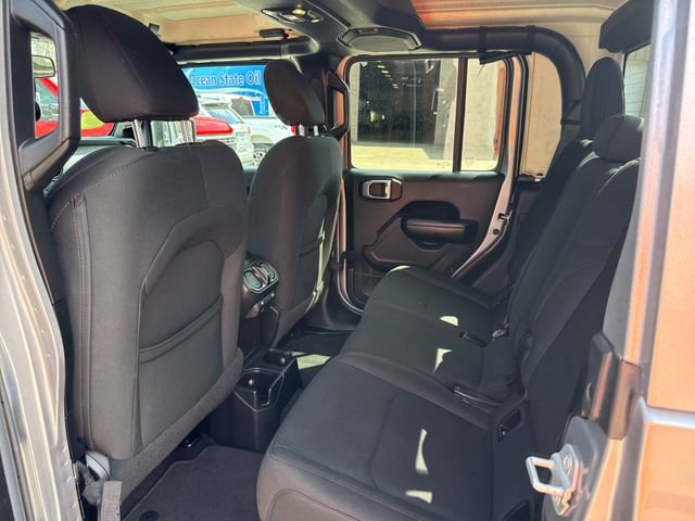 Used 2020 Jeep Gladiator Sport w/ Quick Order Package 24S image 10