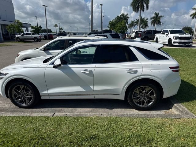 Used 2023 Genesis GV70 2.5T w/ Advanced Package AWD/4WD image 4