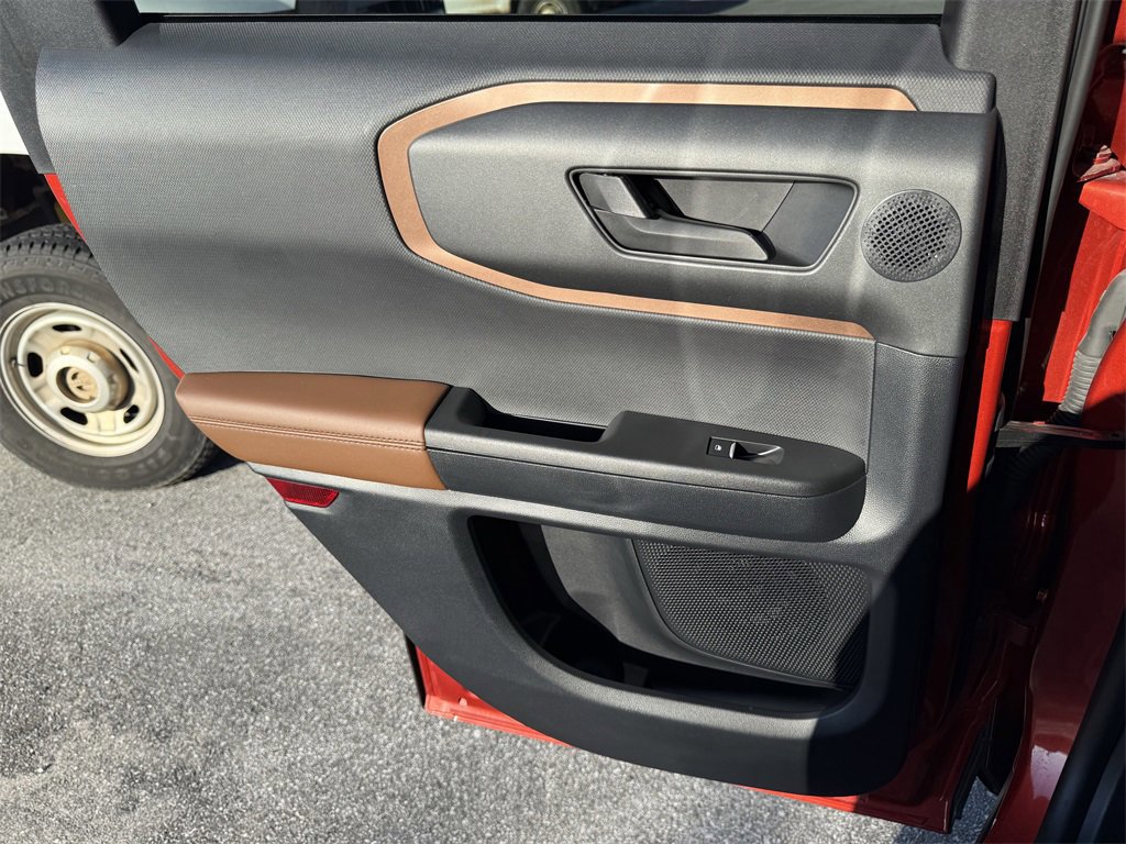 Certified 2024 Ford Bronco Sport Badlands w/ Premium Package image 31