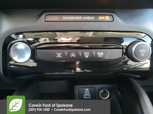 Certified 2025 Ford Escape Platinum image 32