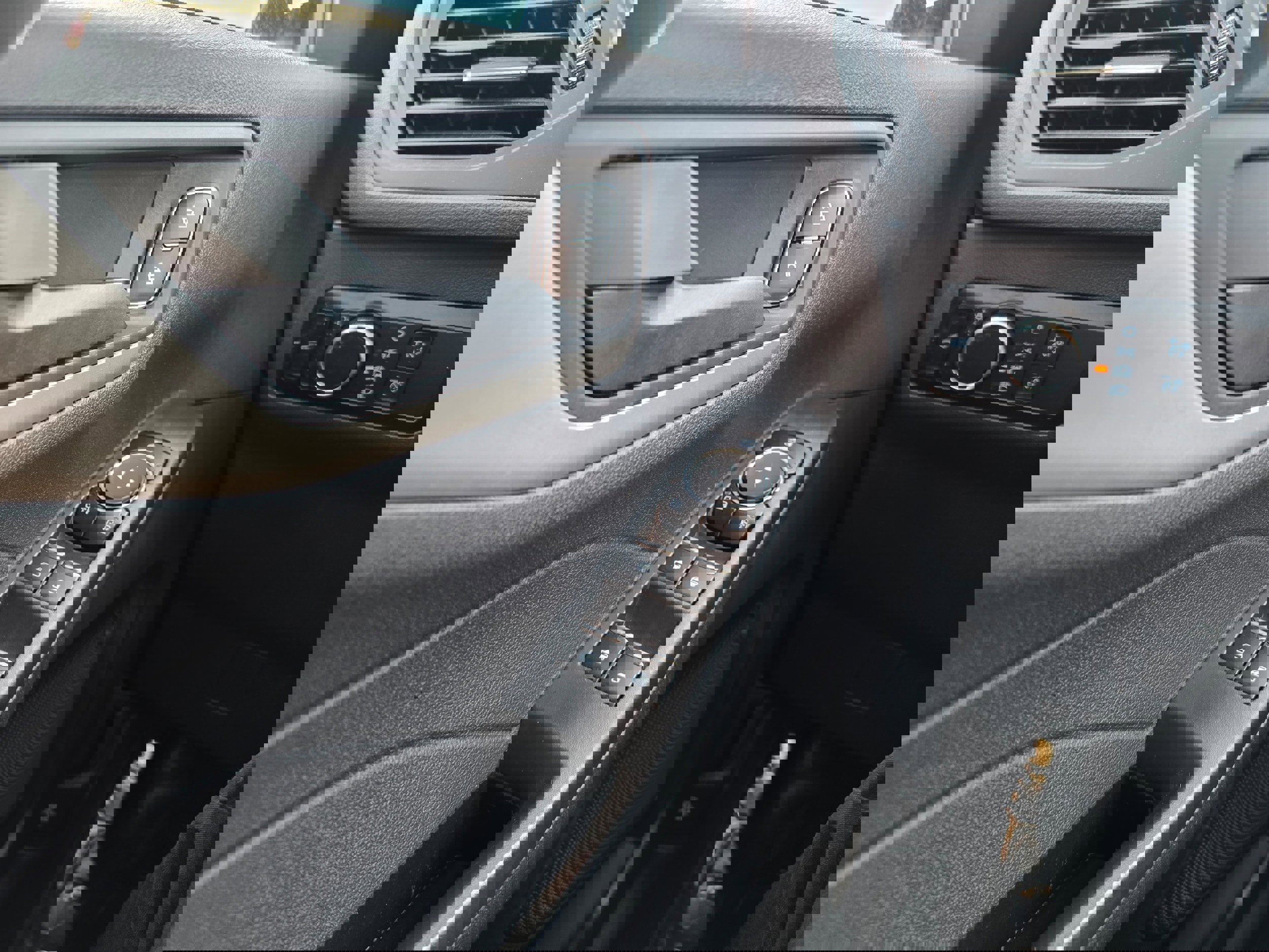 Certified 2022 Ford Escape SE w/ Convenience Package image 15