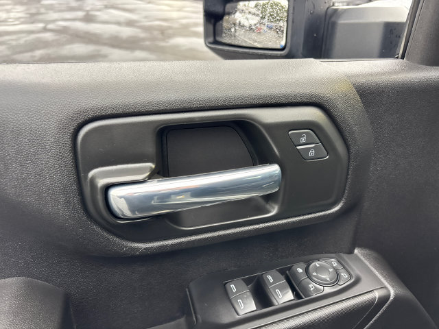 Used 2025 Chevrolet Silverado 2500 Custom w/ Custom Value Package AWD/4WD image 12