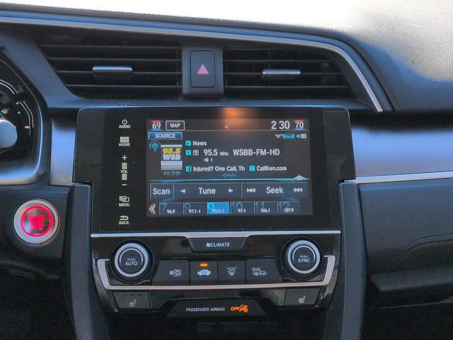 Used 2018 Honda Civic Touring image 17