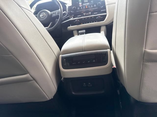 Used 2022 Nissan Pathfinder SL w/ Cargo Package AWD/4WD image 34
