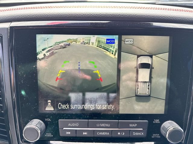 Used 2021 Nissan Titan PRO-4X w/ Pro-4x Convenience Package AWD/4WD image 17