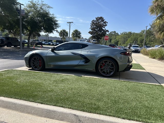Used 2023 Chevrolet Corvette Stingray Coupe RWD image 11