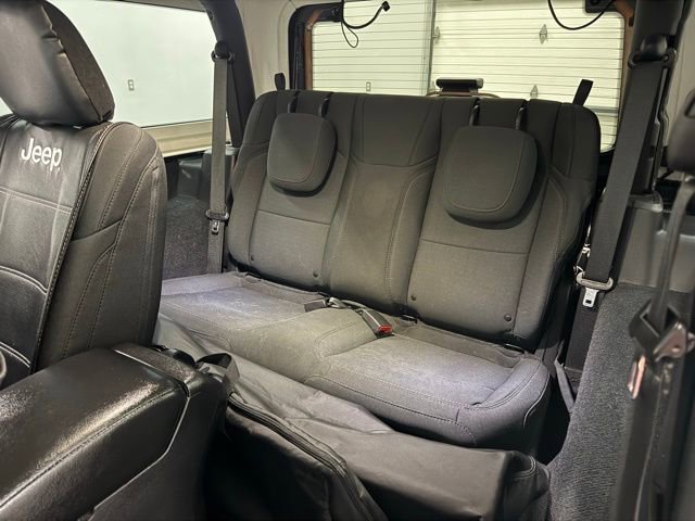 Used 2021 Jeep Wrangler Sport AWD/4WD image 34