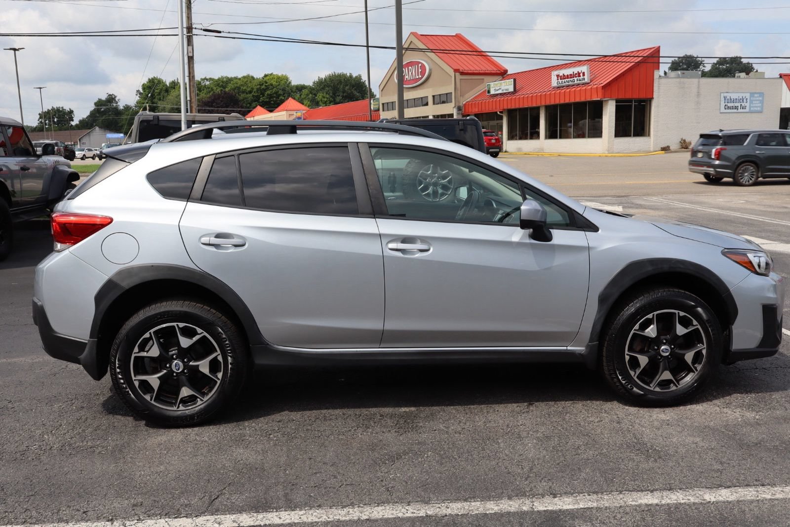 Used 2018 Subaru Crosstrek 2.0i Premium AWD/4WD image 7