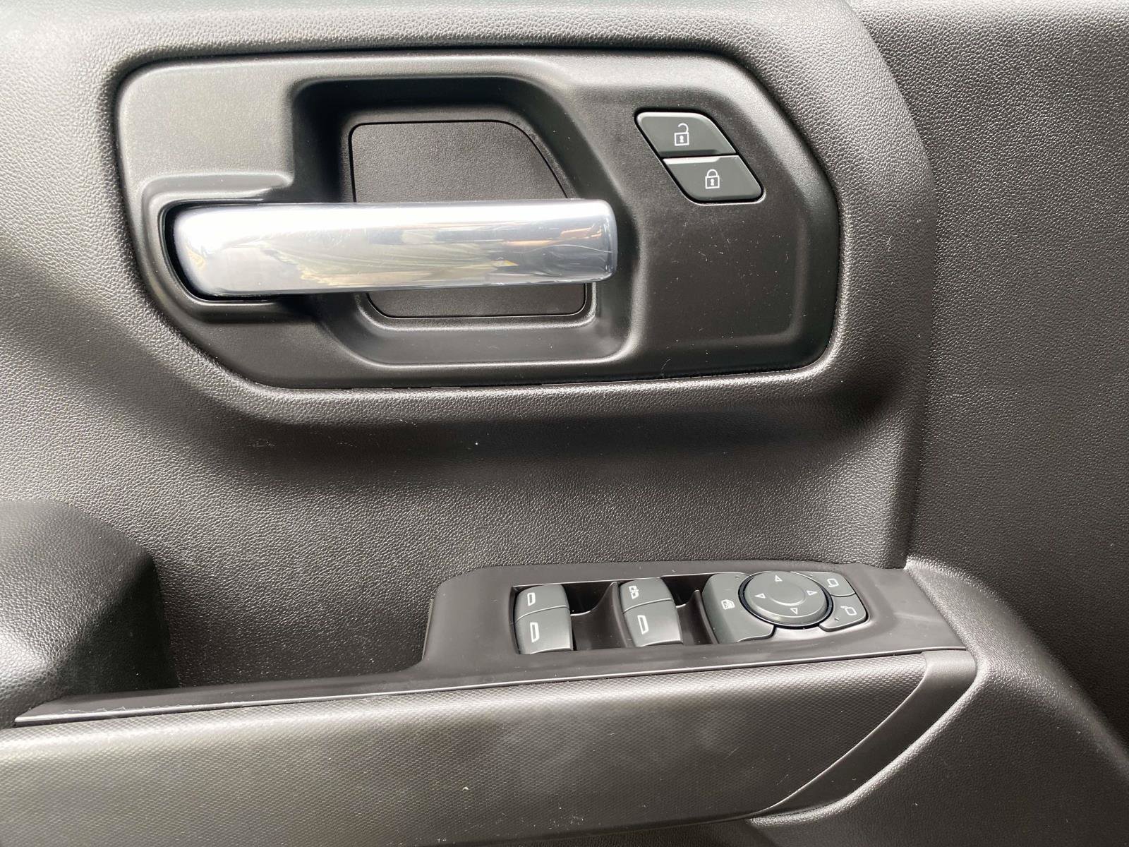 Used 2019 GMC Sierra 1500 4x4 Crew Cab w/ Convenience Package image 15
