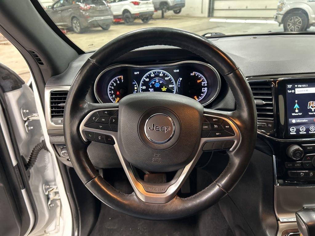 Used 2021 Jeep Grand Cherokee Laredo X image 13