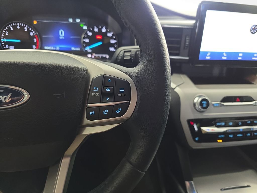 Certified 2023 Ford Explorer XLT w/ Equipment Group 202A AWD/4WD image 19