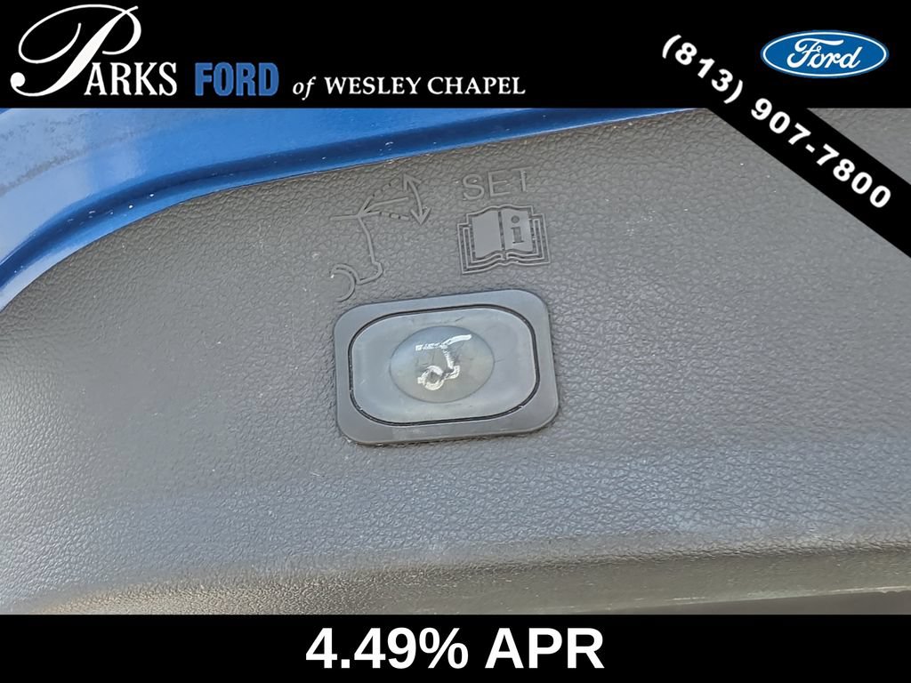 Certified 2017 Ford Escape SE w/ SE Leather Comfort Package FWD image 10