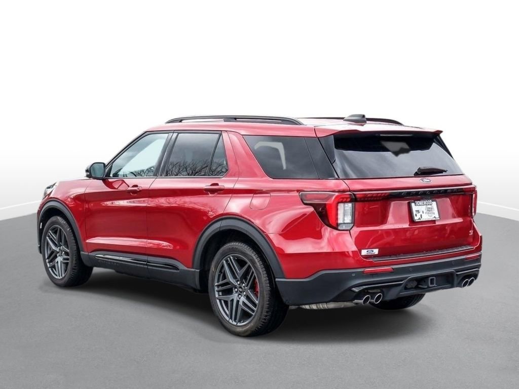 Certified 2025 Ford Explorer ST image 3