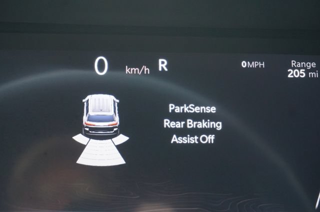 Used 2022 Jeep Grand Cherokee L Laredo RWD image 13