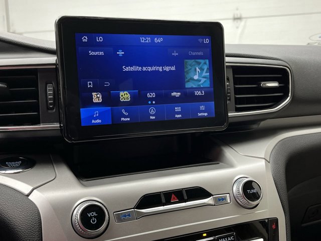 Certified 2022 Ford Explorer XLT w/ Equipment Group 202A AWD/4WD image 20