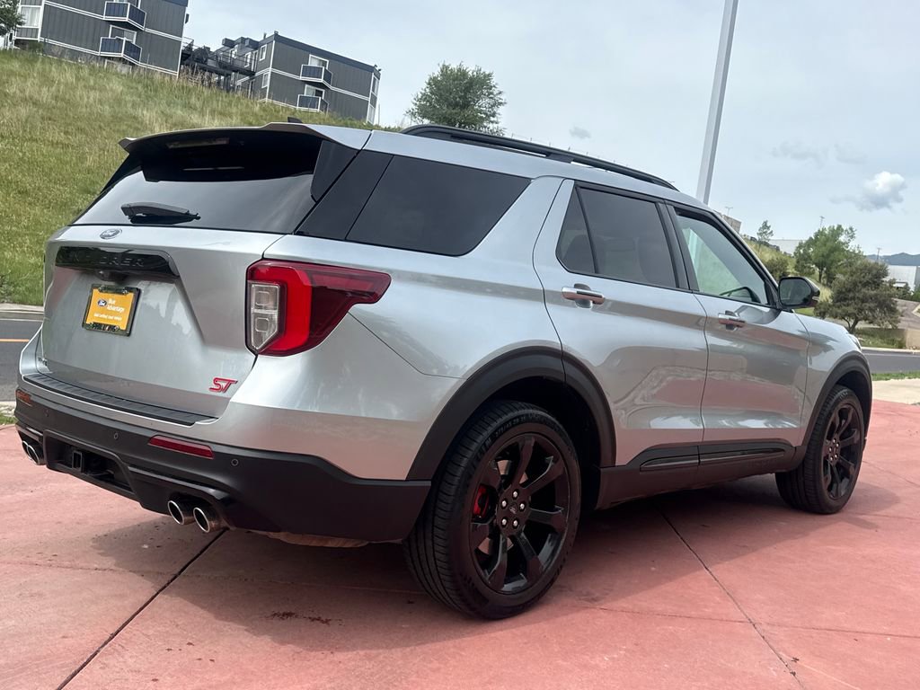 Certified 2024 Ford Explorer ST w/ Equipment Group 401A AWD/4WD image 9