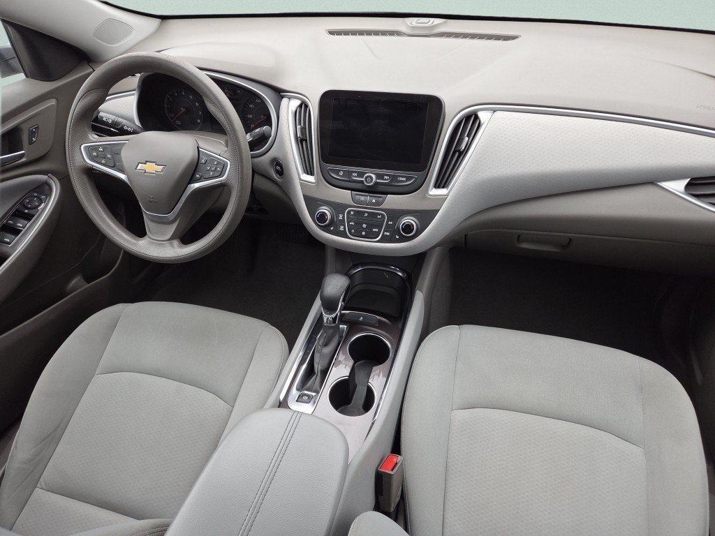 Used 2022 Chevrolet Malibu LT FWD image 26