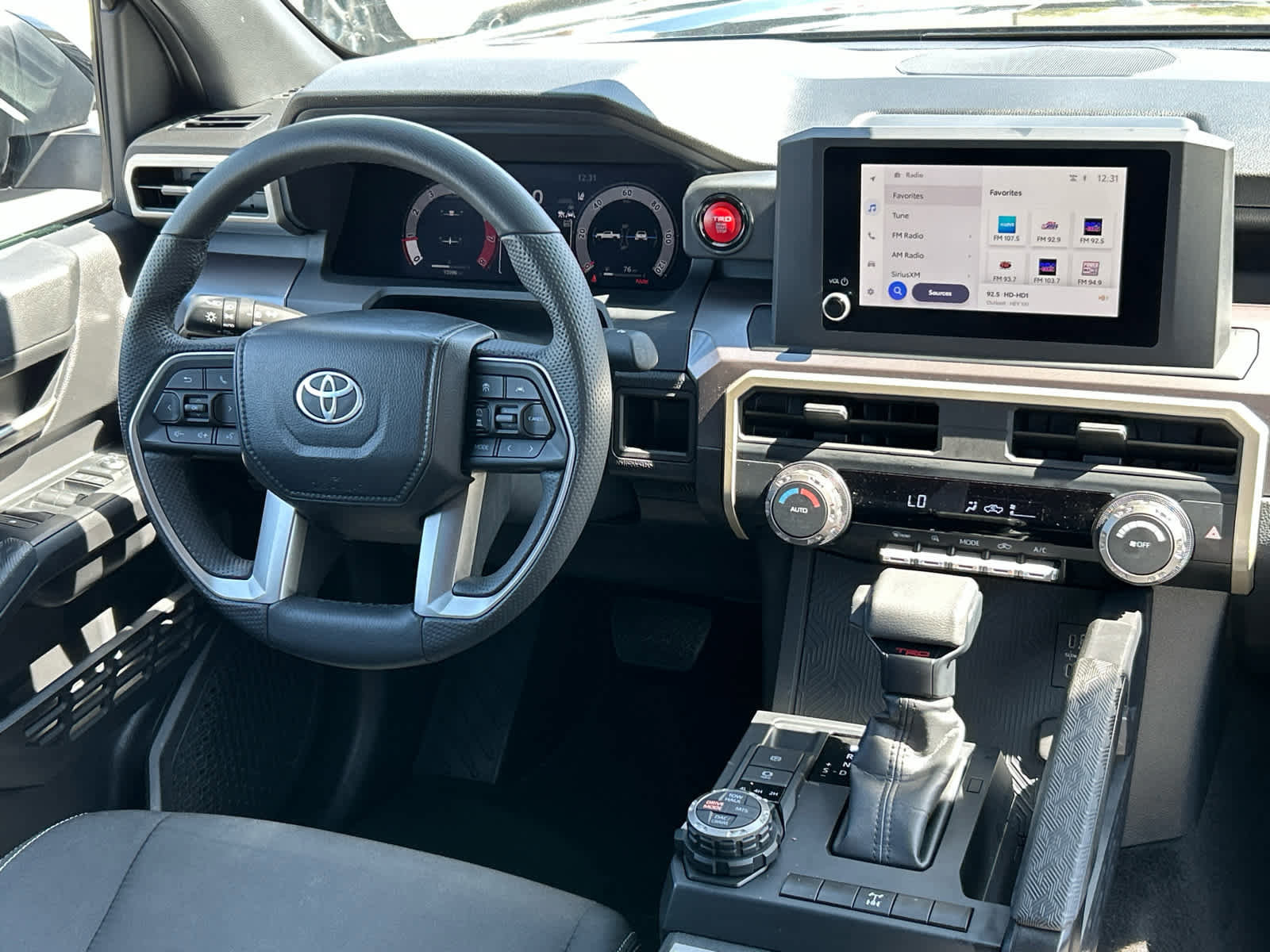 Used 2025 Toyota Tacoma TRD Off-Road image 25