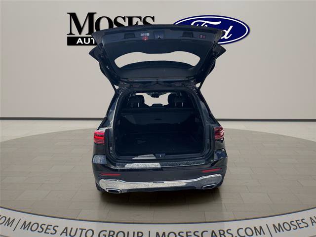 Used 2025 Mercedes-Benz GLB 250 4MATIC image 9