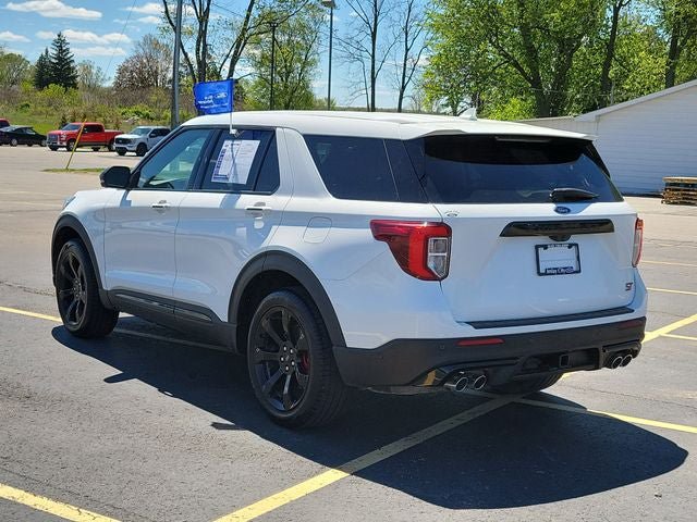 Certified 2022 Ford Explorer ST w/ Equipment Group 401A AWD/4WD image 3