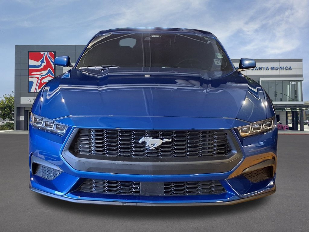 Certified 2024 Ford Mustang Coupe RWD image 2