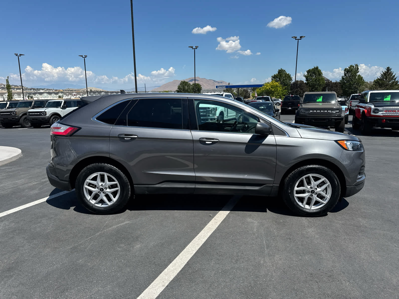Certified 2024 Ford Edge SEL AWD/4WD image 5