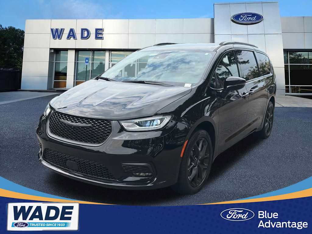Used 2024 Chrysler Pacifica Touring-L w/ S Appearance Package AWD/4WD video 1