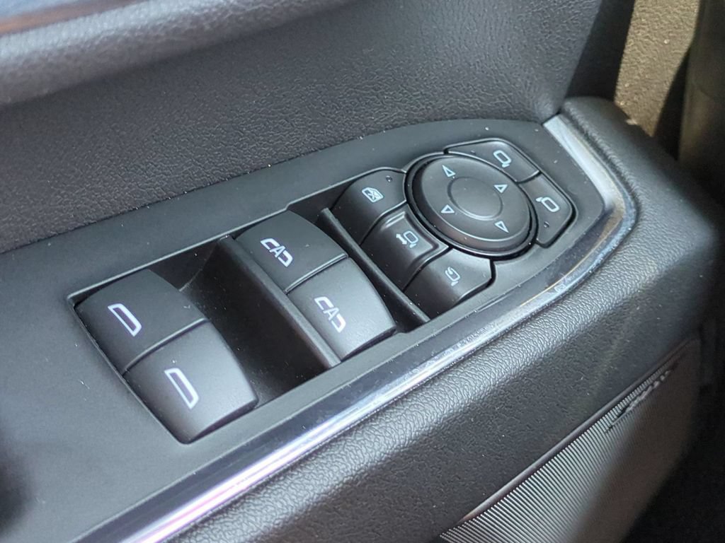 Used 2024 Chevrolet Silverado 3500 High Country w/ High Country Premium Package AWD/4WD image 29